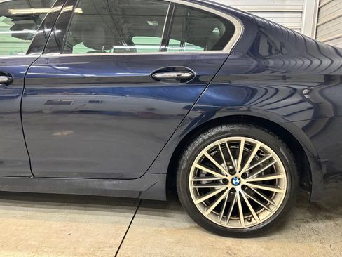 Used 2017 BMW 530i xDrive AWD/4WD image 8