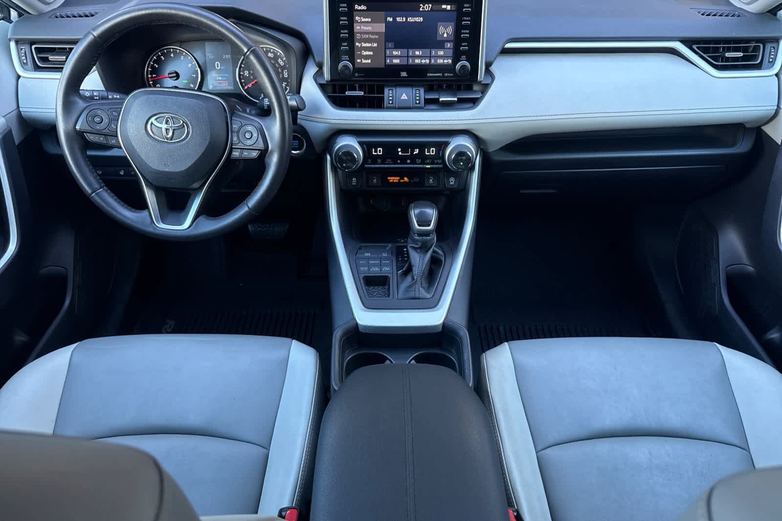 Used 2021 Toyota RAV4 XLE Premium AWD/4WD image 3