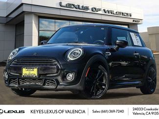 Used 2021 MINI Cooper 2-Door Hardtop image 1