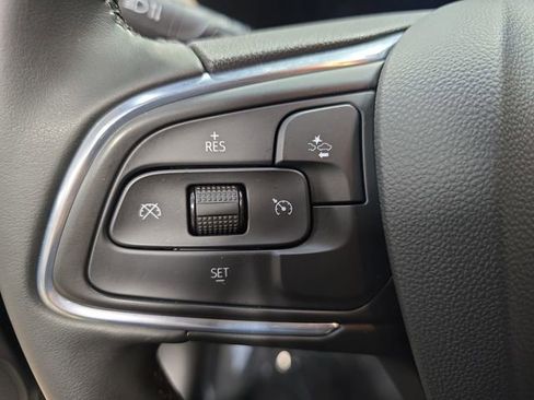 Used 2024 Buick Encore GX Sport Touring image 18