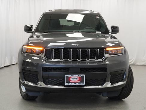 Certified 2025 Jeep Grand Cherokee L Laredo AWD/4WD image 8