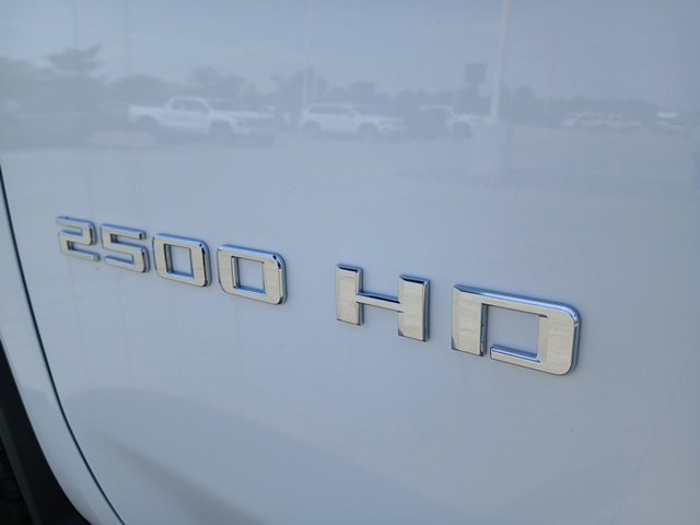 Certified 2022 Chevrolet Silverado 2500 Custom w/ Custom Convenience Package AWD/4WD image 9