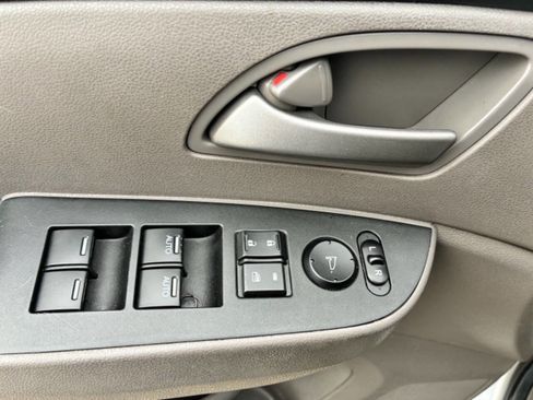 Used 2012 Honda Odyssey EX-L image 24