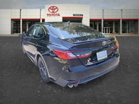 Certified 2026 Toyota Camry SE w/ Convenience Package FWD image 6