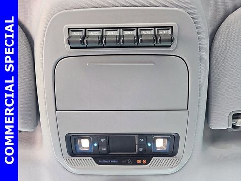 New 2025 Ford F550 4x4 Regular Cab Super Duty image 31