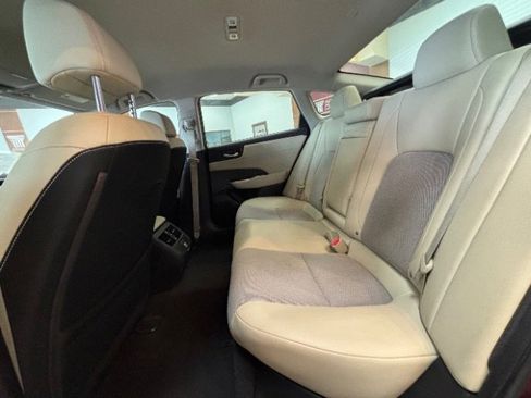 Used 2018 Honda Clarity Plug-In Hybrid image 15