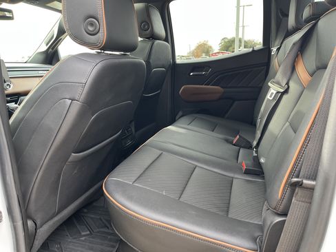 Used 2023 GMC Canyon AT4 w/ AT4 Premium Package image 11