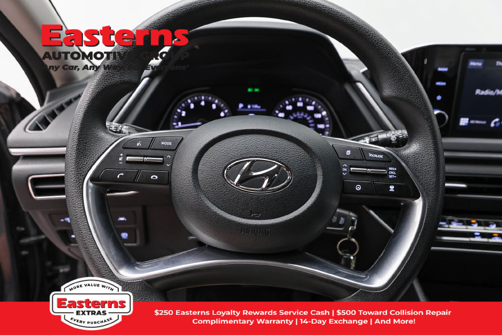 Used 2023 Hyundai Sonata SE FWD image 11