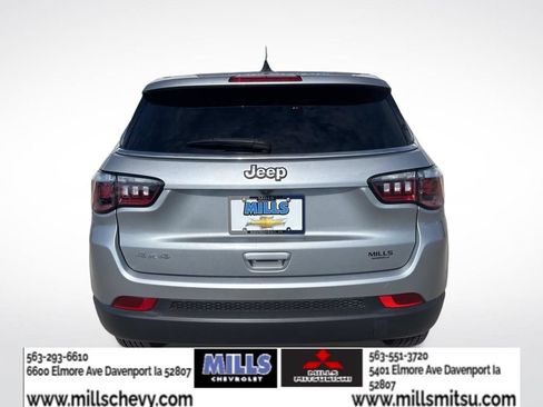Used 2024 Jeep Compass Sport AWD/4WD image 7
