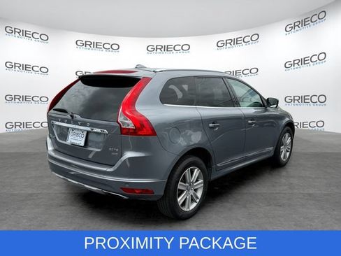 Used 2016 Volvo XC60 T6 w/ Proximity Package AWD/4WD image 7