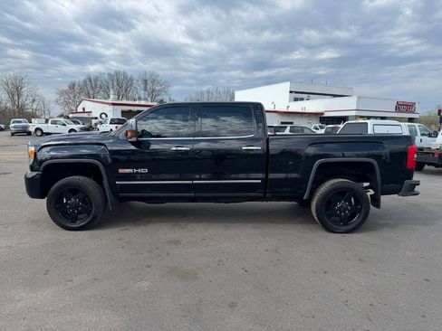 Used 2016 GMC Sierra 2500 SLT w/ All-Terrain HD Package AWD/4WD image 2