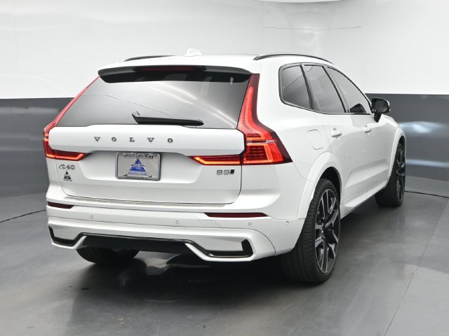 Used 2024 Volvo XC60 B5 Ultimate w/ Protection Package Premier AWD/4WD image 8