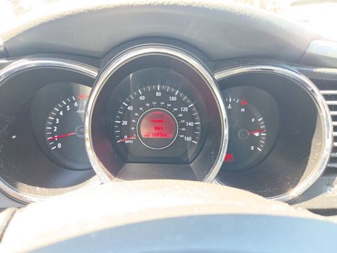 Used 2011 Kia Optima LX FWD image 12