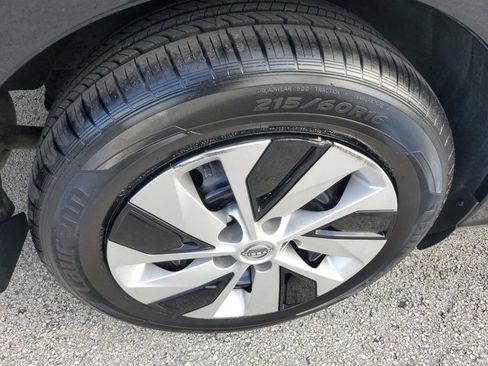 Used 2023 Nissan Altima 2.5 S image 9