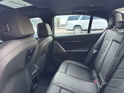 Used 2025 BMW 530i xDrive w/ Premium Package image 12