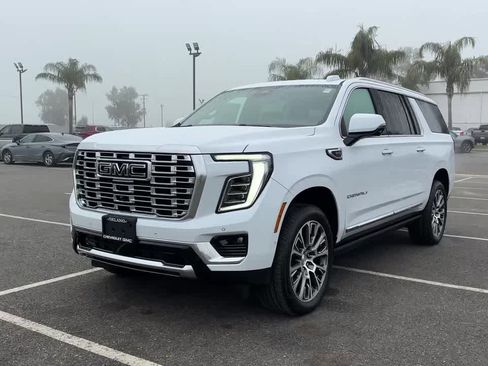 New 2026 GMC Yukon XL Denali w/ Sun & Power Step Package image 3