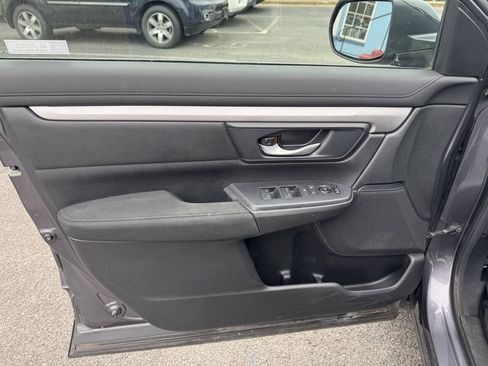 Used 2020 Honda CR-V LX image 10