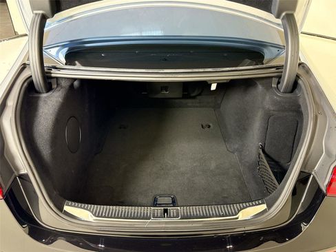 Used 2024 Mercedes-Benz Maybach S 580 4MATIC image 33