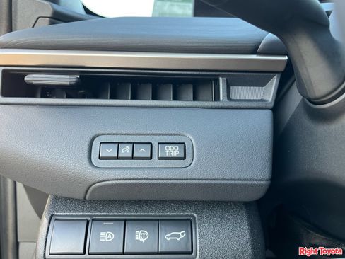 Certified 2026 Toyota bZ Woodland AWD/4WD image 32