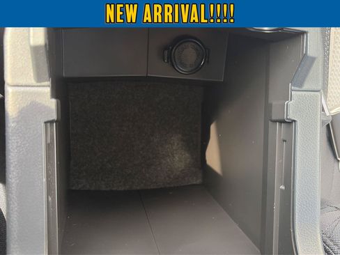 Used 2024 Subaru Forester AWD/4WD image 26
