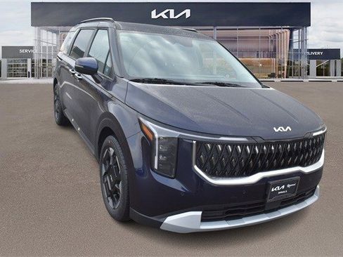 New 2026 Kia Carnival EX image 9