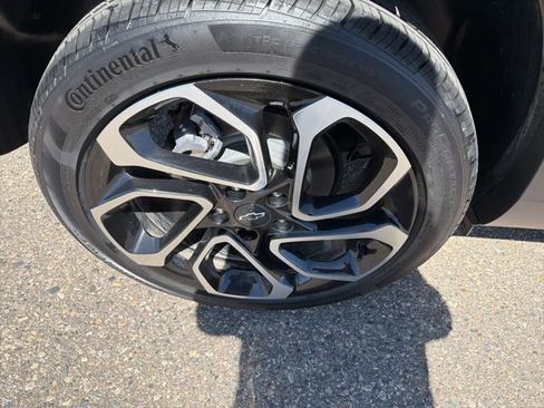 Used 2024 Chevrolet Trax RS image 10