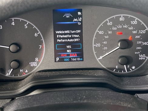 Used 2024 Toyota Corolla LE FWD image 12