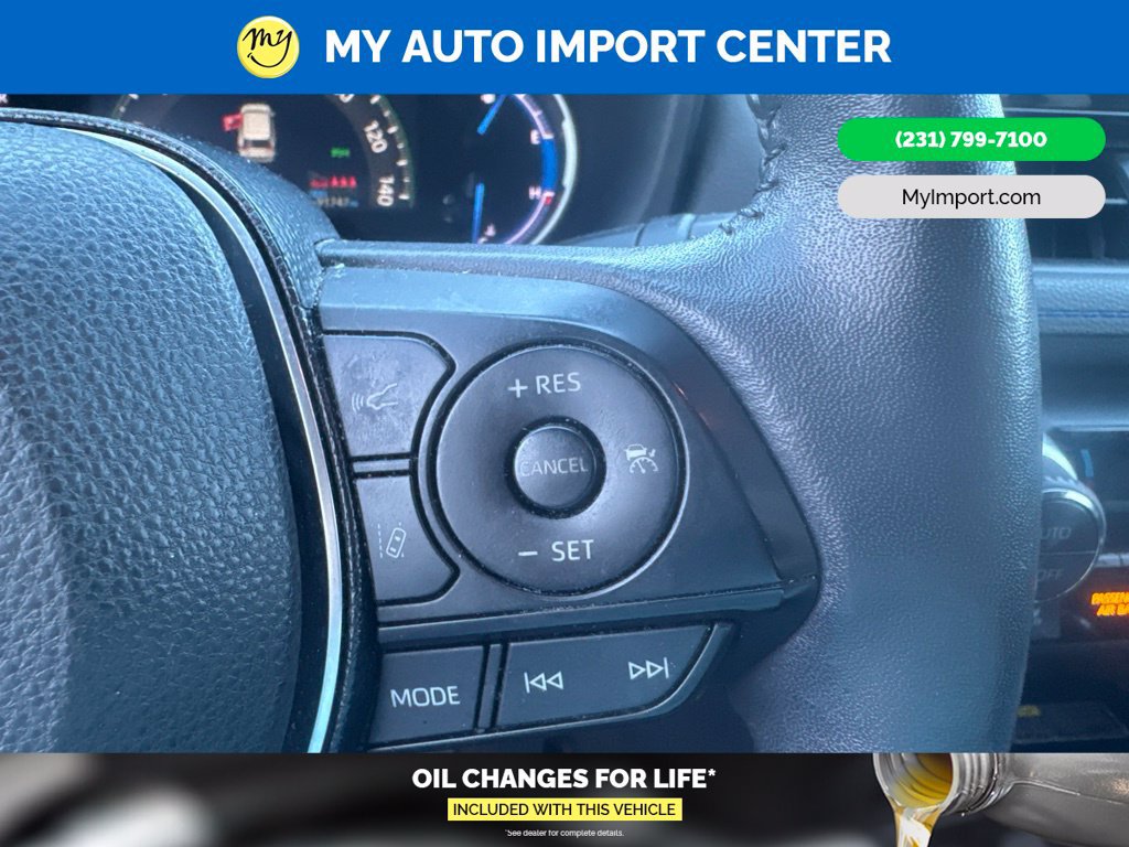 Used 2021 Toyota RAV4 XSE AWD/4WD image 17