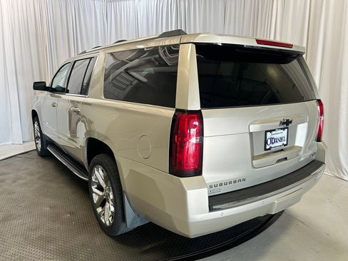 Used 2017 Chevrolet Suburban Premier AWD/4WD image 29