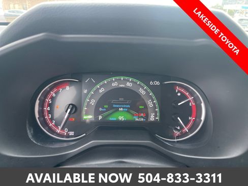 Certified 2025 Toyota RAV4 XLE FWD image 31