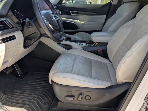 Used 2021 Kia Telluride SX w/ SX Prestige Package image 9