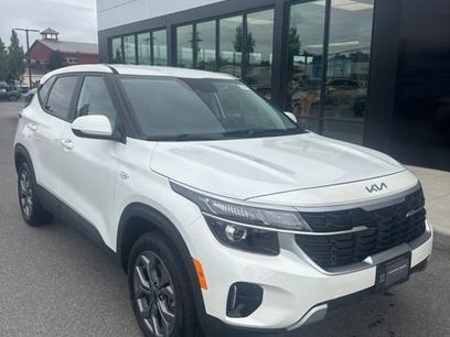 Used 2025 Kia Seltos LX