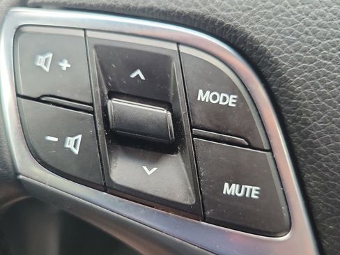 Used 2016 Hyundai Azera Limited FWD image 26