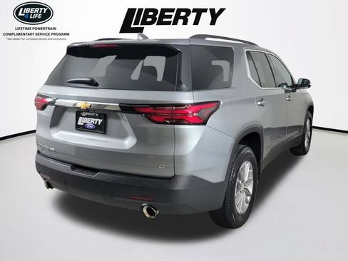 Used 2024 Chevrolet Traverse LT AWD/4WD image 3