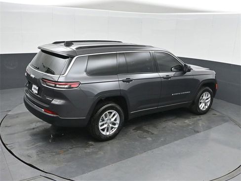 New 2025 Jeep Grand Cherokee L Laredo image 33