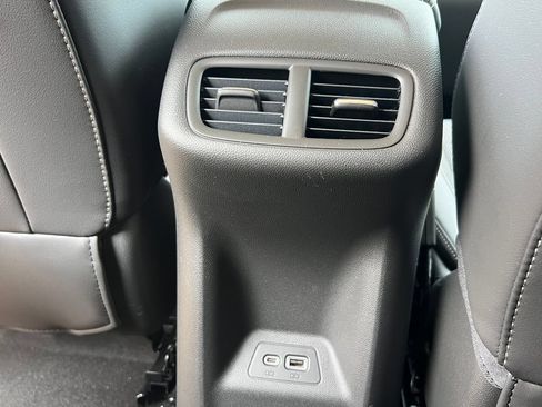 Used 2023 Buick Envision Preferred FWD image 13