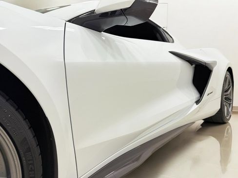 Used 2023 Chevrolet Corvette Z06 image 5