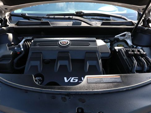 Used 2015 Cadillac SRX Luxury w/ Driver Awareness Package image 48