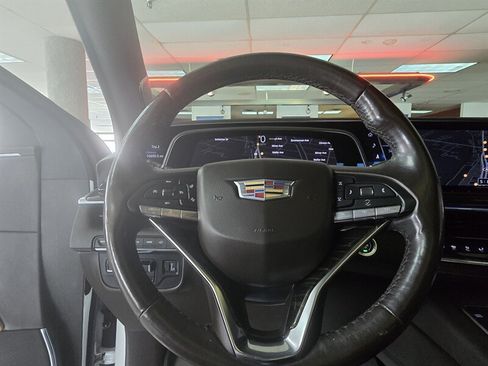 Used 2022 Cadillac Escalade Sport w/ Touring Package AWD/4WD image 19