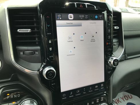 Used 2023 RAM 1500 Laramie AWD/4WD image 22