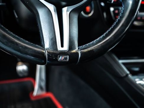 Used 2016 BMW M3 image 32