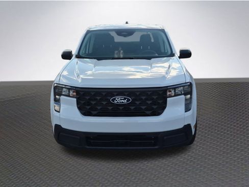 New 2025 Ford Maverick XL image 3