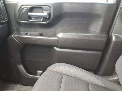 Used 2024 Chevrolet Silverado 1500 Custom image 23