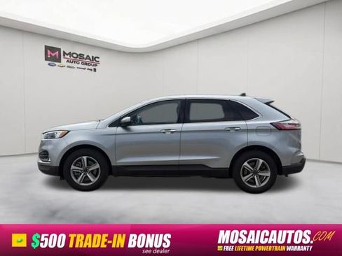 Used 2024 Ford Edge SEL w/ Convenience Package AWD/4WD image 4