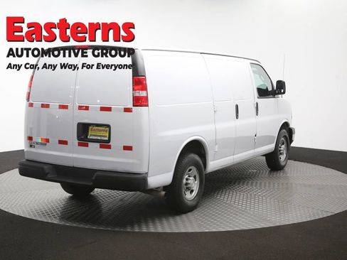 Used 2021 Chevrolet Express 2500 RWD image 37