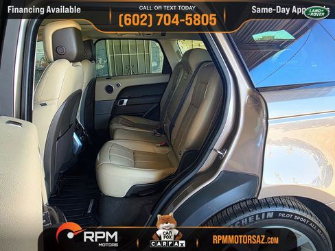 Used 2018 Land Rover Range Rover Sport HSE AWD/4WD image 10