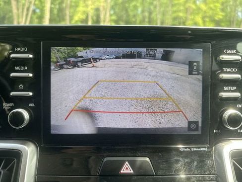 Used 2021 Kia Sorento EX FWD image 16