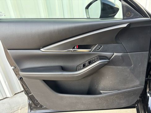 Certified 2025 MAZDA CX-30 AWD 2.5 S w/ Preferred Package image 14