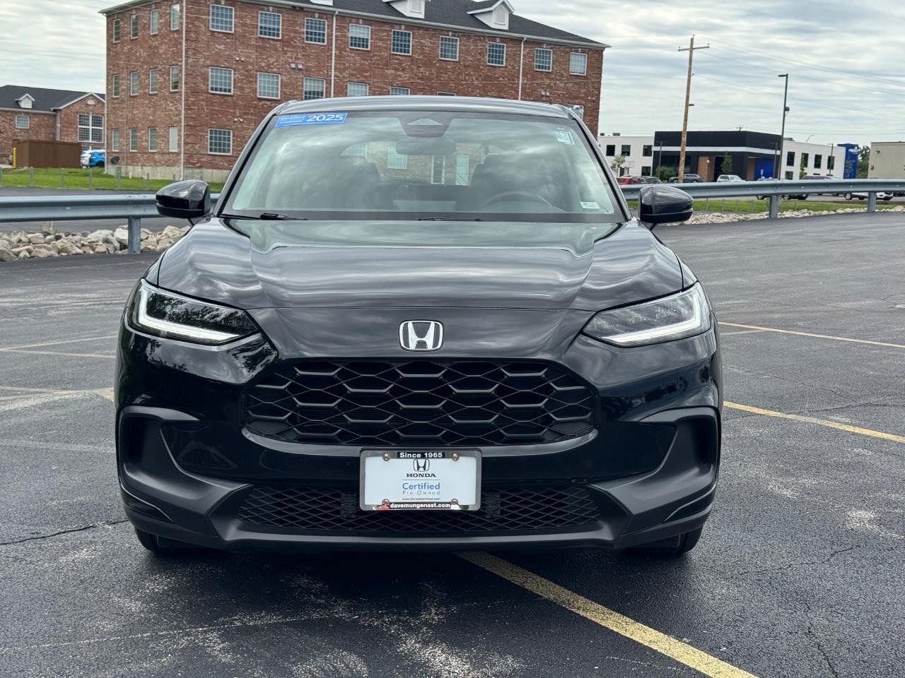 Certified 2025 Honda HR-V LX image 10
