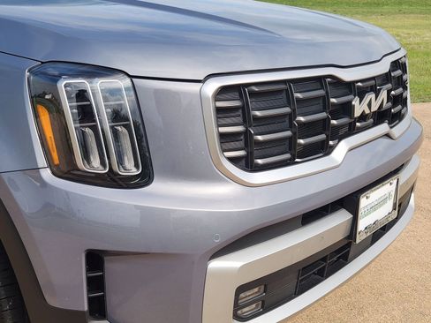 Used 2024 Kia Telluride SX Prestige AWD/4WD image 12